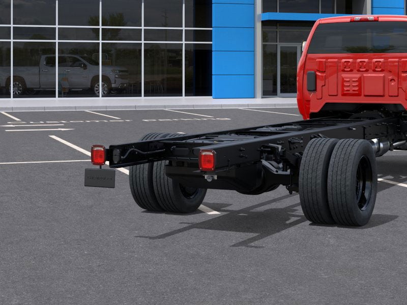 2025 Chevrolet Silverado 5500 HD Work Truck