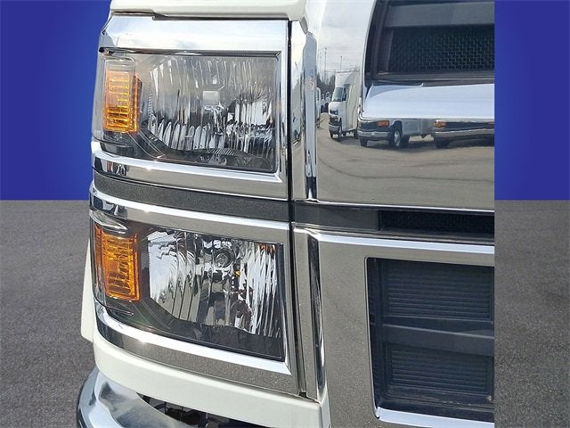 2024 Chevrolet Silverado 5500 HD Work Truck