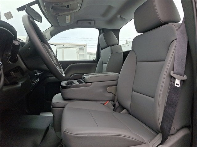 2023 Chevrolet Silverado 5500 HD Work Truck