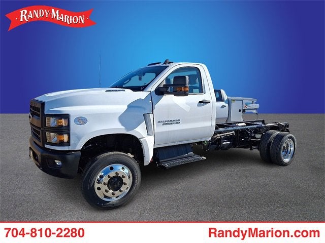 2024 Chevrolet Silverado 5500 HD Work Truck