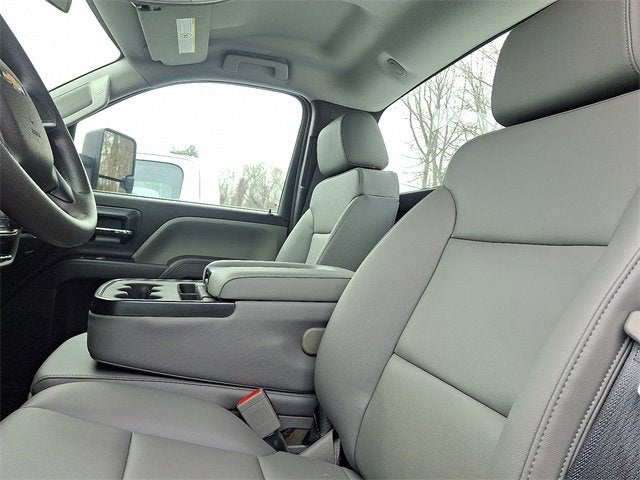 2023 Chevrolet Silverado 5500 HD Work Truck