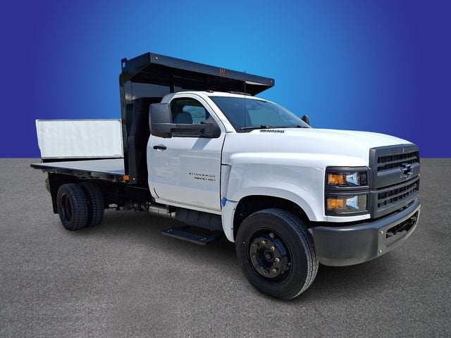 2022 Chevrolet Silverado 6500 HD Work Truck