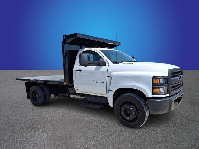 2022 Chevrolet Silverado 6500 HD Work Truck