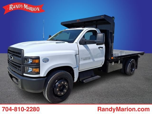 2022 Chevrolet Silverado 6500 HD Work Truck