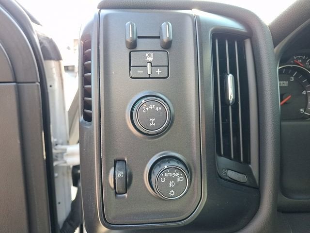 2023 Chevrolet Silverado 6500 HD Work Truck