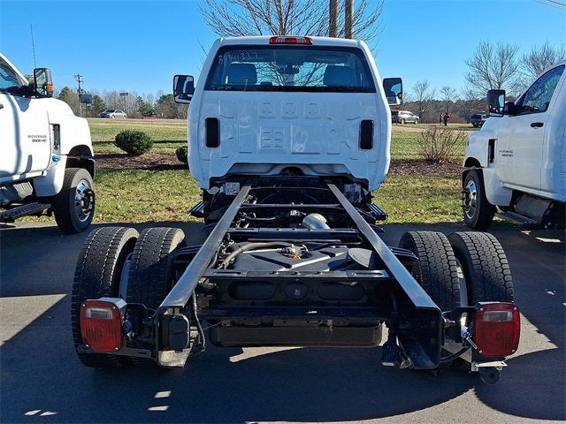 2024 Chevrolet Silverado 6500 HD Work Truck