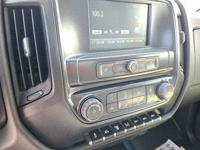 2022 Chevrolet Silverado 6500 HD Work Truck