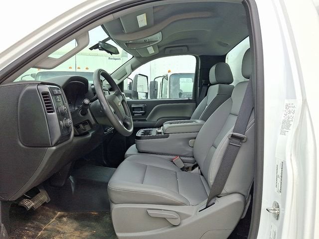 2024 Chevrolet Silverado 6500 HD Work Truck