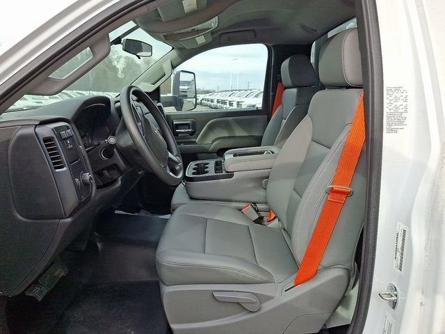 2022 Chevrolet Silverado 6500 HD Work Truck