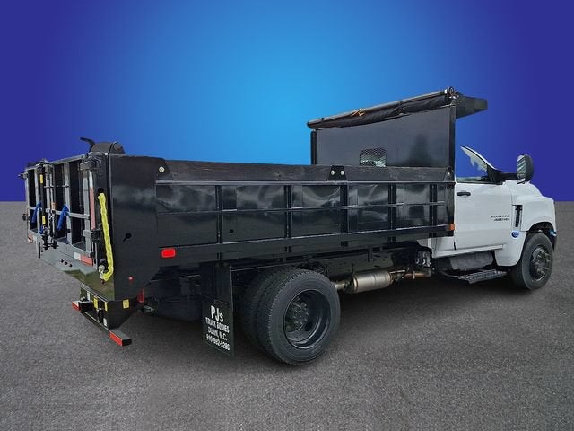 2022 Chevrolet Silverado 6500 HD Work Truck