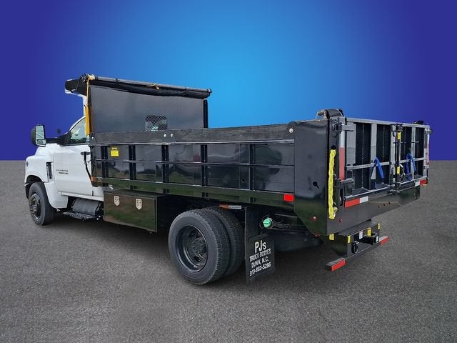 2022 Chevrolet Silverado 6500 HD Work Truck
