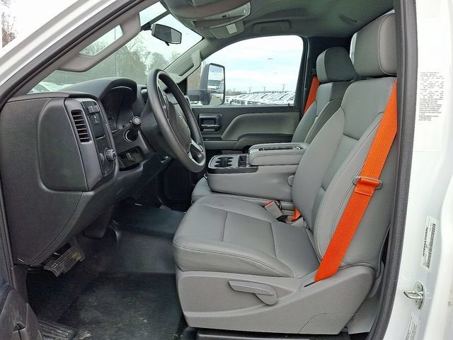 2022 Chevrolet Silverado 6500 HD Work Truck