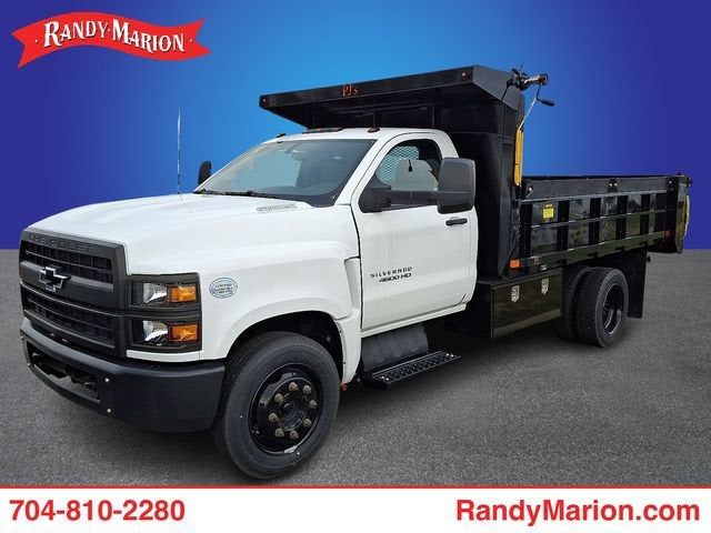 2022 Chevrolet Silverado 6500 HD Work Truck