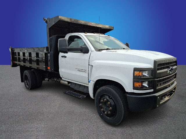 2022 Chevrolet Silverado 6500 HD Work Truck
