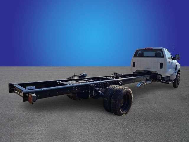 2023 Chevrolet Silverado 6500 HD Work Truck