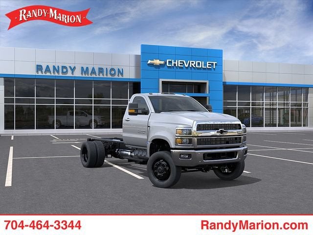 2026 Chevrolet Silverado 6500 HD Work Truck
