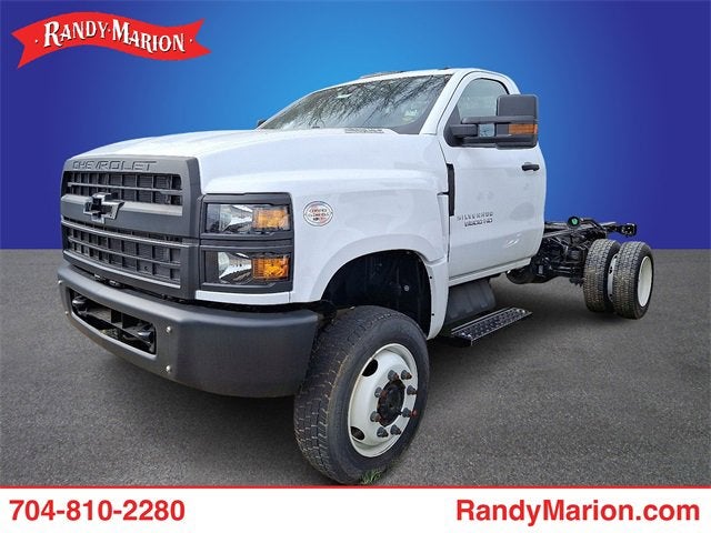 2024 Chevrolet Silverado 6500 HD Work Truck