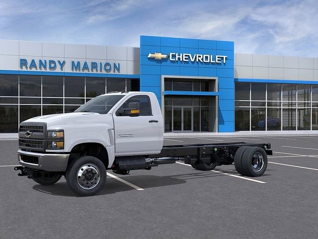2026 Chevrolet Silverado 6500 HD LT