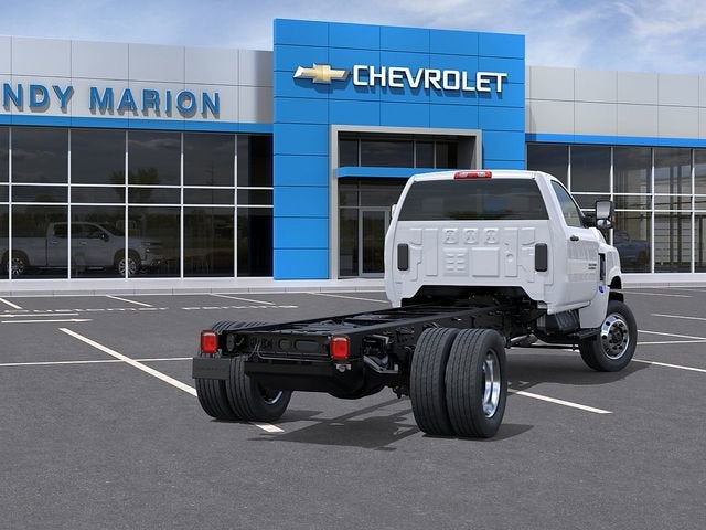 2026 Chevrolet Silverado 6500 HD LT