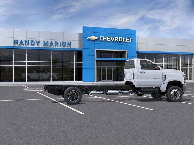 2026 Chevrolet Silverado 6500 HD LT