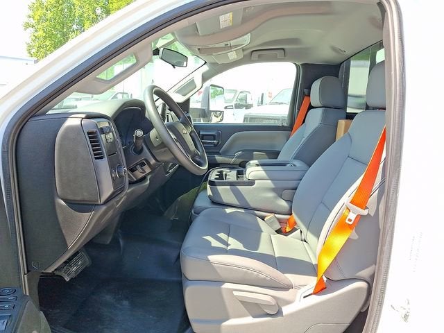 2026 Chevrolet Silverado 6500 HD LT