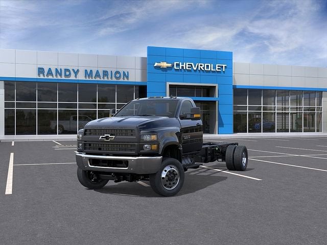 2026 Chevrolet Silverado 6500 HD LT