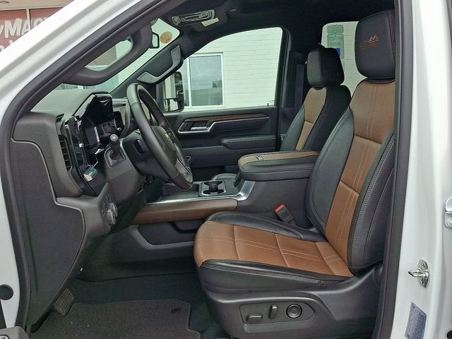 2025 Chevrolet Silverado 2500 HD High Country