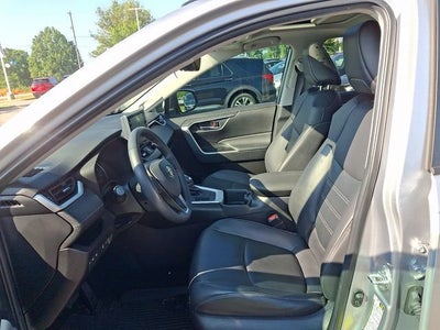 2022 Toyota RAV4 XLE Premium