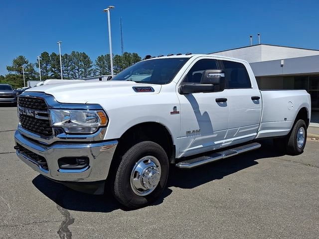 2024 RAM 3500 Big Horn 4X4 Crew Cab LWB's photo