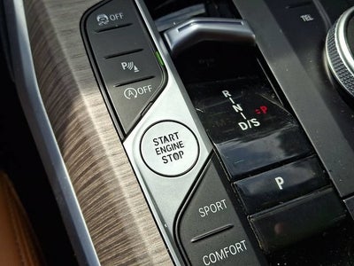 2025 BMW 3 Series 330i
