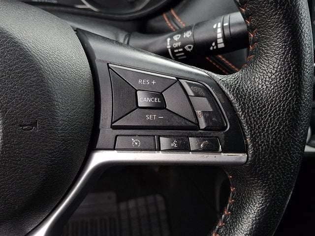 2022 Nissan Versa SR