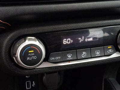 2022 Nissan Versa SR