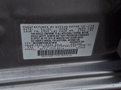 2022 Nissan Versa SR