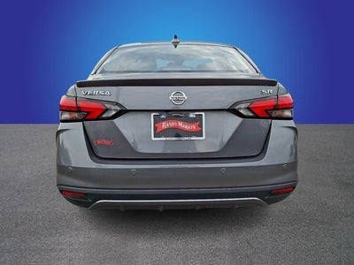 2022 Nissan Versa SR