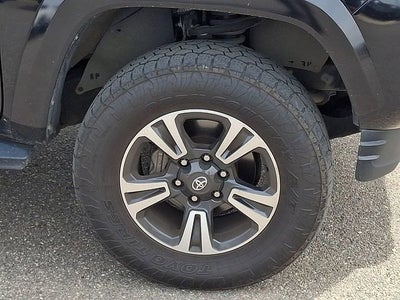 2021 Toyota Tacoma 4WD SR5