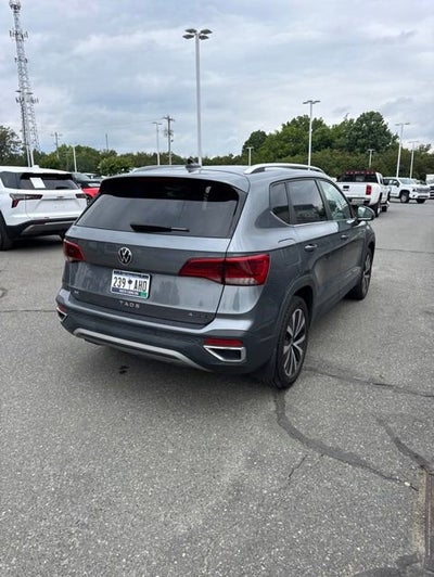 2022 Volkswagen Taos SE