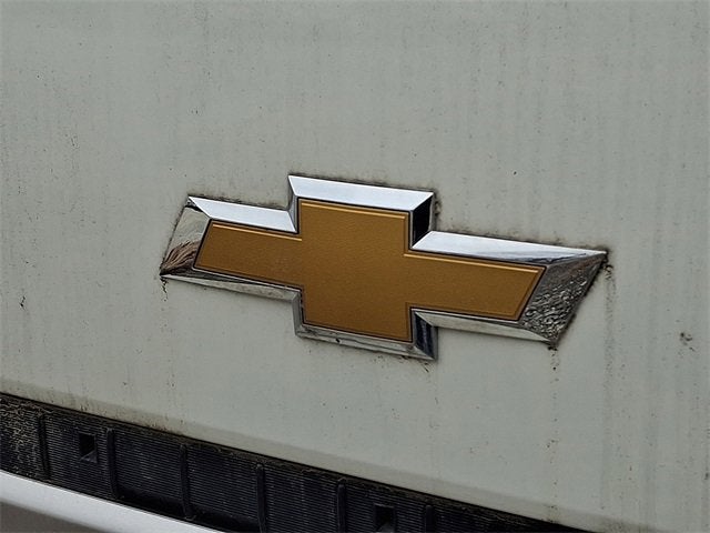2023 Chevrolet Low Cab Forward 3500 Base