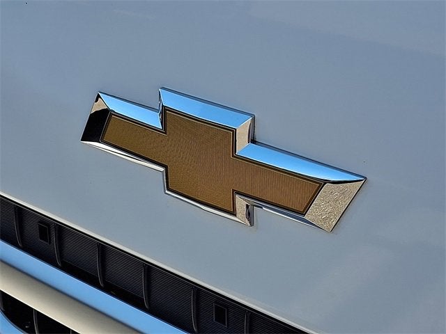 2023 Chevrolet Low Cab Forward 3500 HG Base