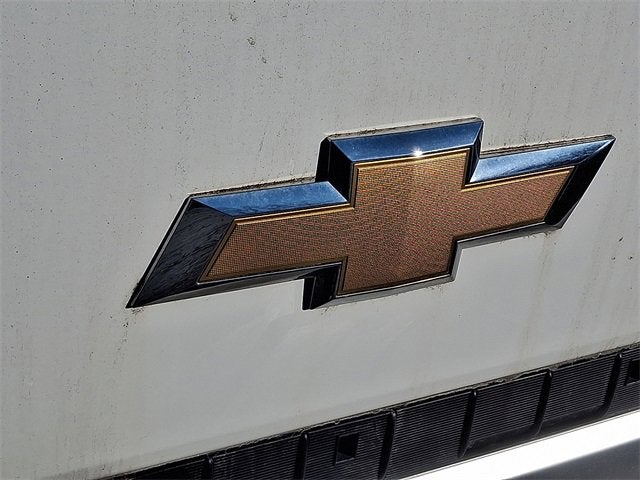 2023 Chevrolet Low Cab Forward 3500 Base