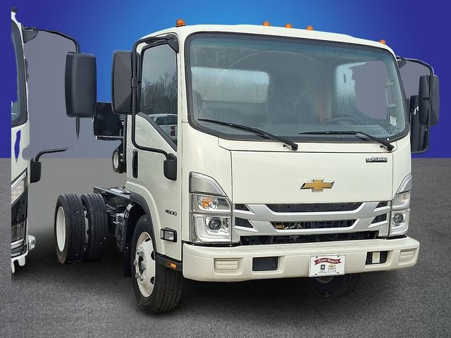 2024 Chevrolet Low Cab Forward 4500 Base