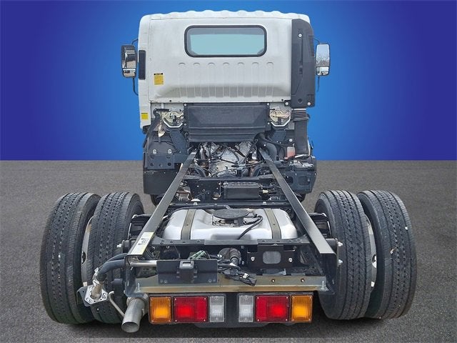 2024 Chevrolet Low Cab Forward 4500 Base