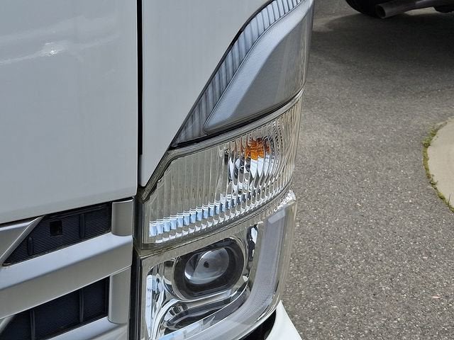 2024 Chevrolet Low Cab Forward 4500 HG Base