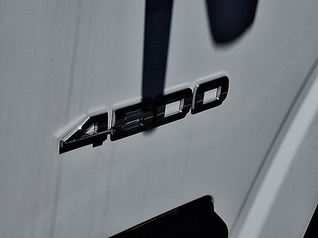 2024 Chevrolet Low Cab Forward 4500 HG Base