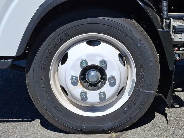 2024 Chevrolet Low Cab Forward 4500 HG Base