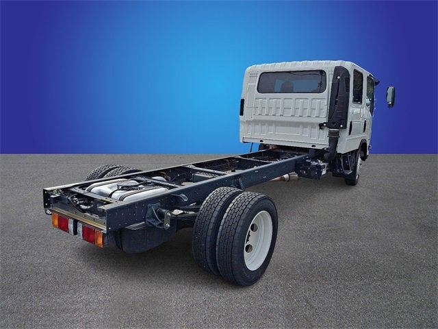 2025 Chevrolet Low Cab Forward 5500 XG Base