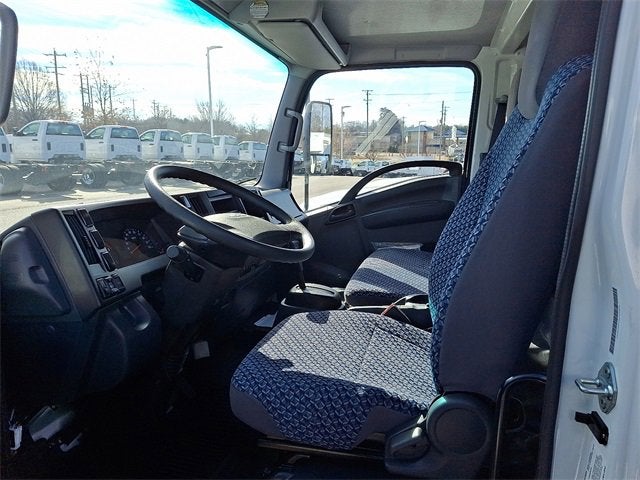 2025 Chevrolet Low Cab Forward 5500 XG Base