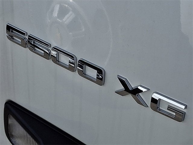 2025 Chevrolet Low Cab Forward 5500 XG Base