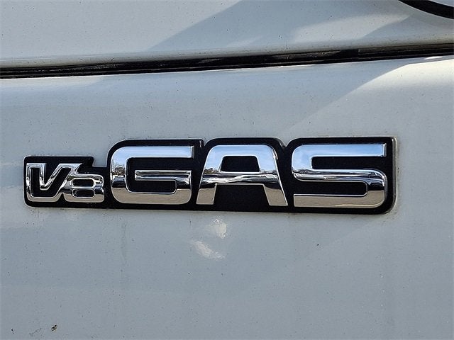 2025 Chevrolet Low Cab Forward 5500 XG Base