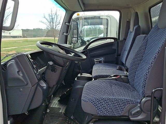 2025 Chevrolet Low Cab Forward 5500 HG Base