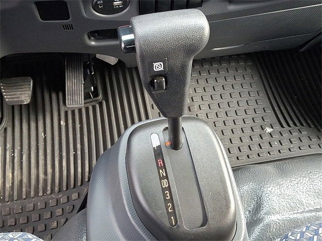 2025 Chevrolet Low Cab Forward 5500 HG Base